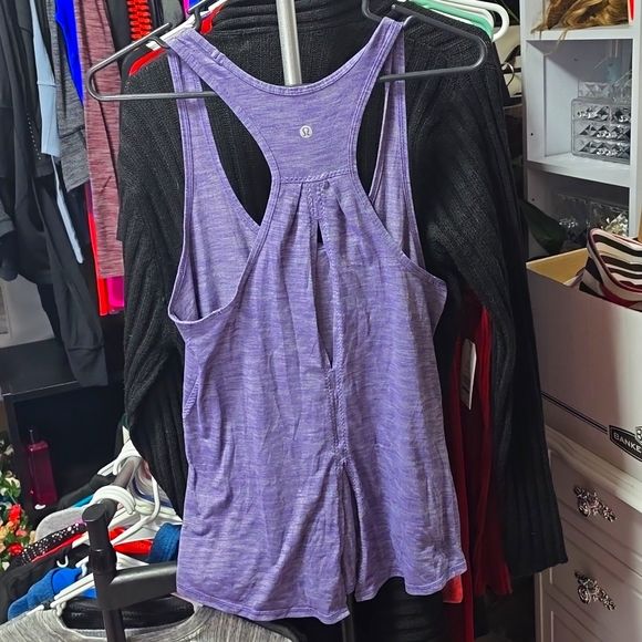 Lululemon Salute the Sun Tank size 8 - Picture 2 of 5